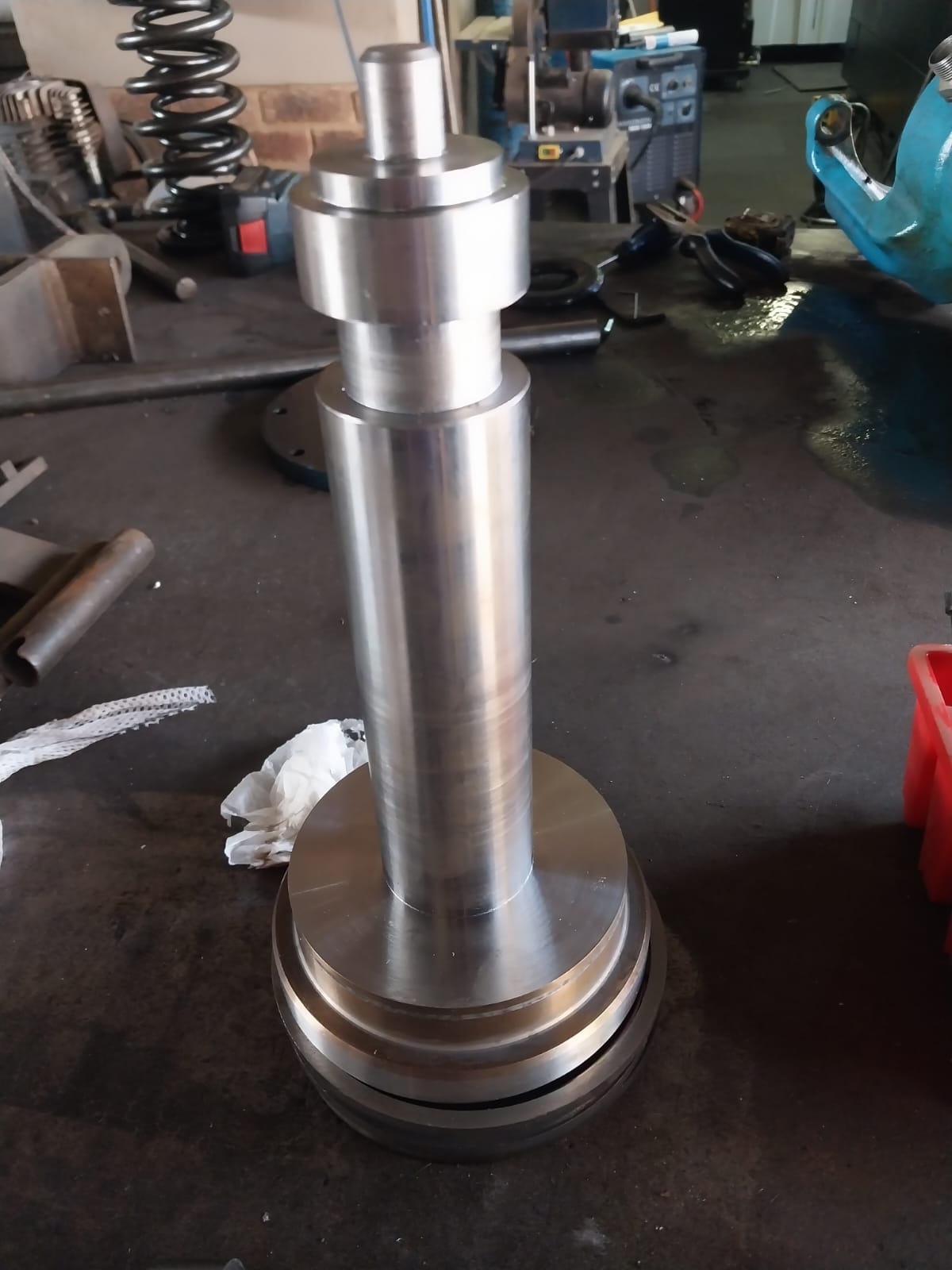 Precision engineering assembly